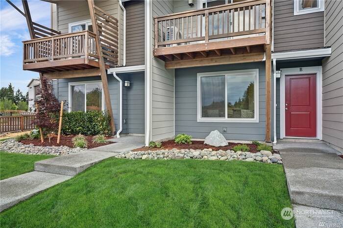 Lead image for 17402 E 118th Avenue Ct E #B Puyallup