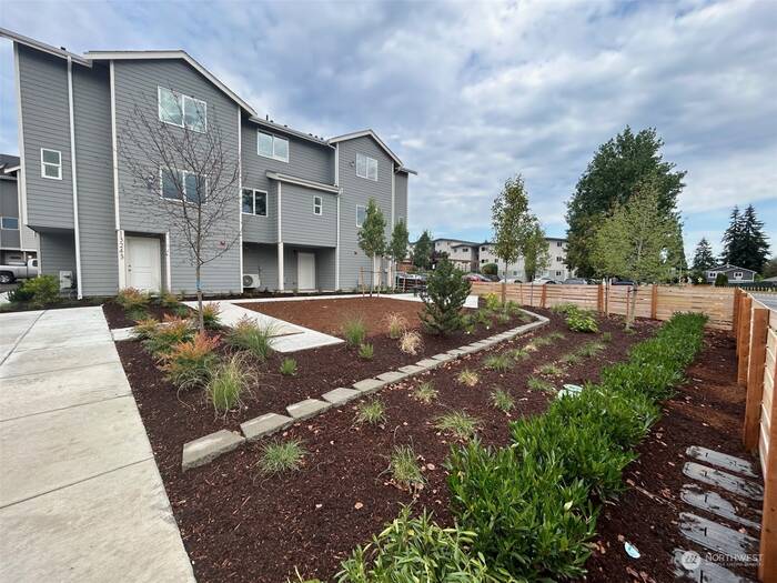 Lead image for 13243 Ambuam Blvd SW #A Burien