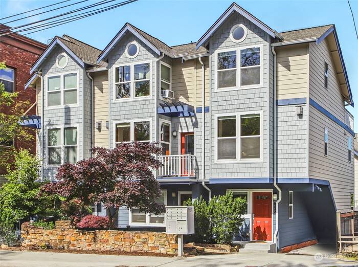 Lead image for 1621 15th Avenue #C Seattle