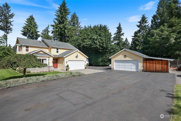 Lead image for 16304 126th Avenue E Puyallup