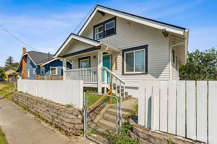 Lead image for 1217 S 19th Avenue S Tacoma