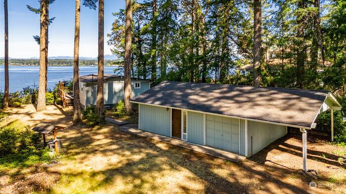 Lead image for 5508 Crescent Beach Road NW Vaughn