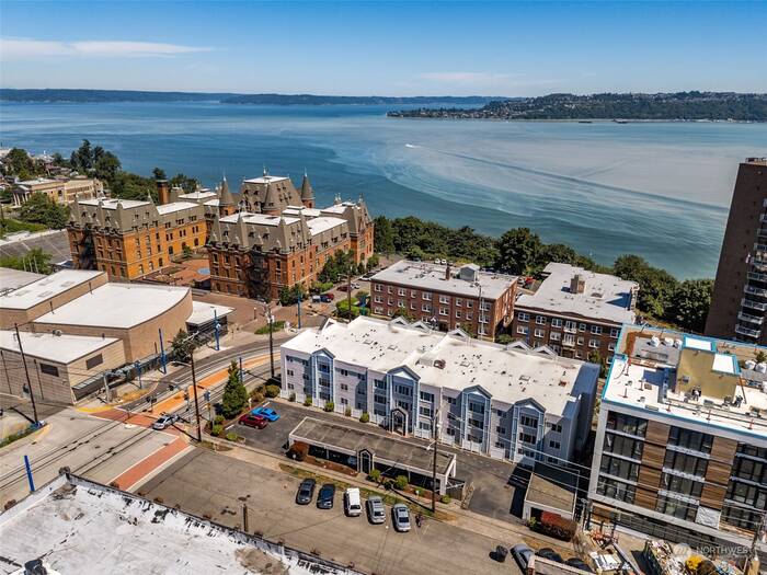 Lead image for 25 N Broadway #106 Tacoma