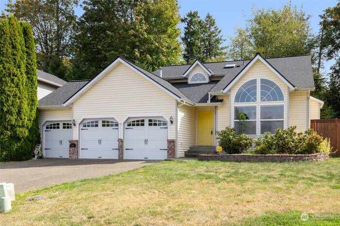 Lead image for 259 Bay Crest Court Port Orchard