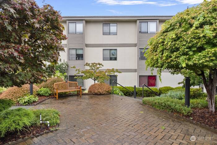 Lead image for 201 Third Avenue N #207 Edmonds