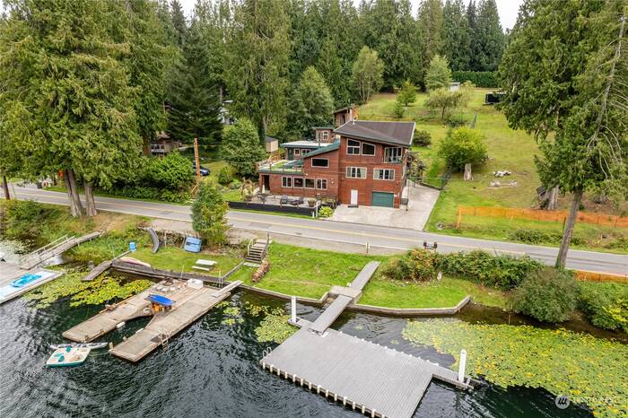 Lead image for 961 W Lake Samish Drive Bellingham