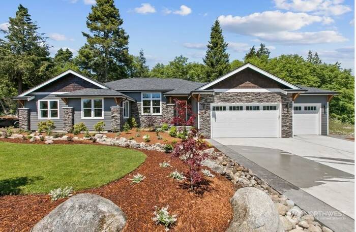 Lead image for 994 Lakewood Lane Bellingham