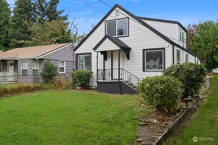 Lead image for 15421 10th Avenue SW Burien