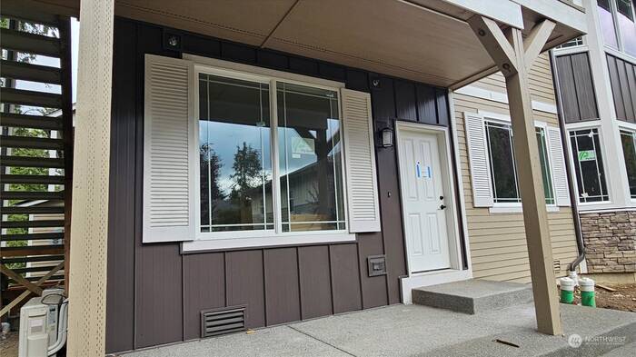 Lead image for 4002 10th Street SE #B-101 Puyallup