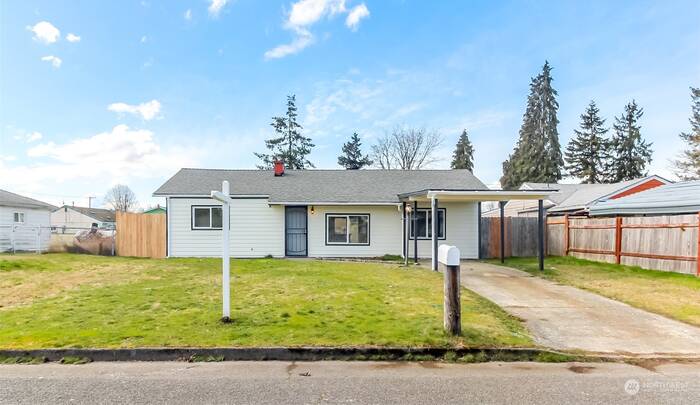 Lead image for 10618 47th Avenue SW Lakewood