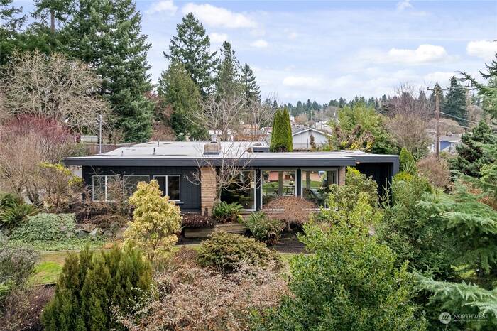 Lead image for 3535 Tahoma Place W University Place