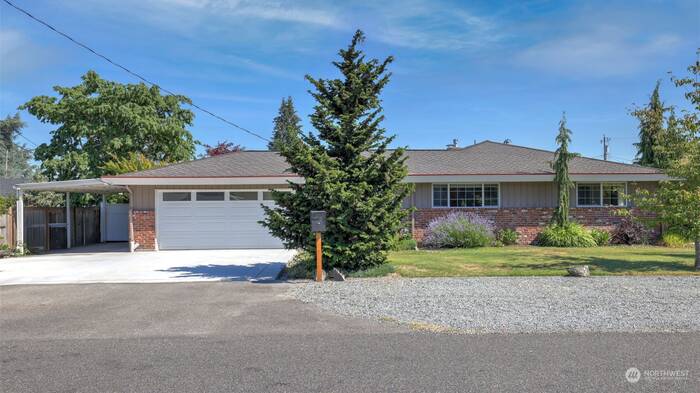 Lead image for 1725 10th Avenue NW Puyallup