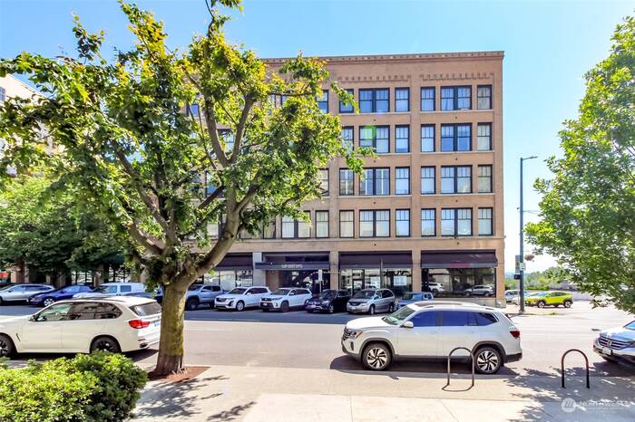 Lead image for 1120 Cliff Street #211 Tacoma