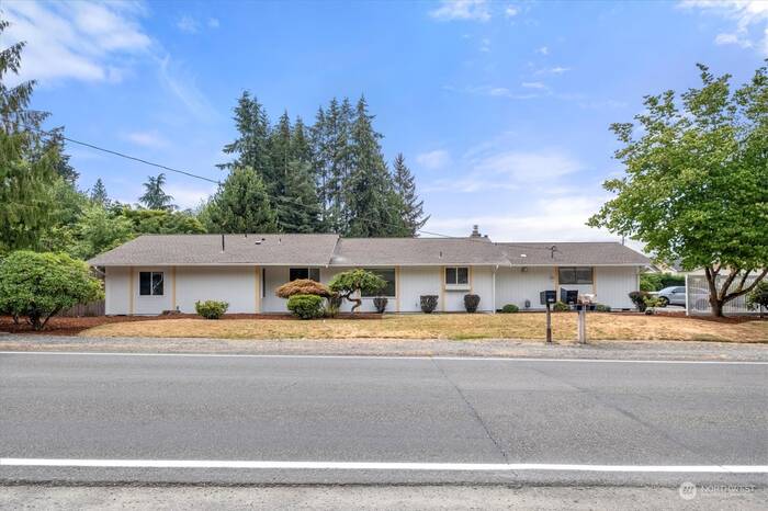 Lead image for 2104 7th Street SE Puyallup