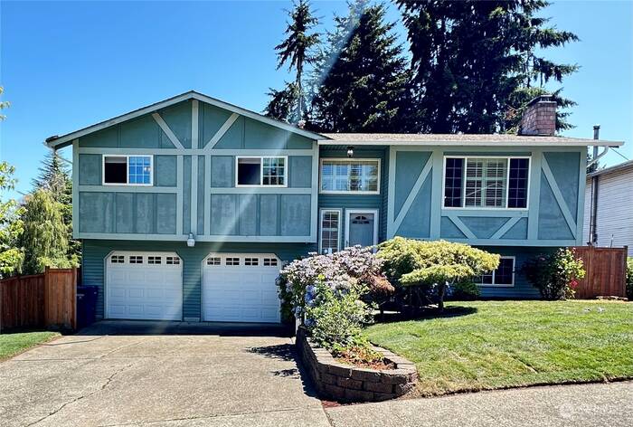 Lead image for 33004 37th Court SW Federal Way