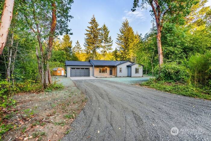 Lead image for 1511 195th Avenue SW Lakebay