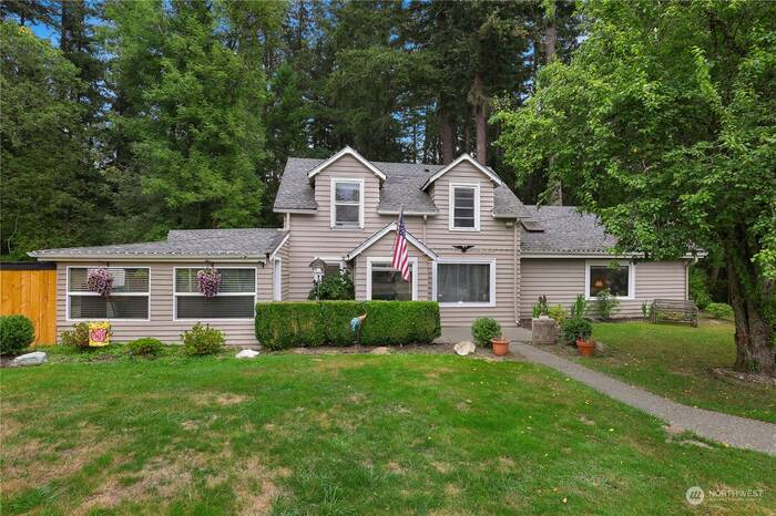 Lead image for 11725 Aqueduct Drive E Tacoma