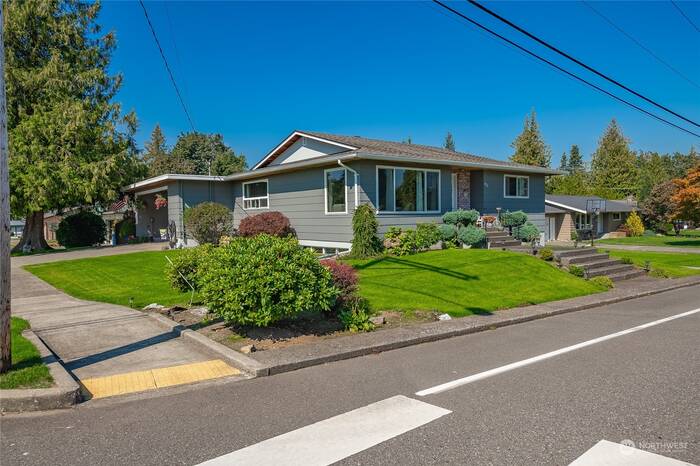 Lead image for 401 British Columbia Ave. Lynden