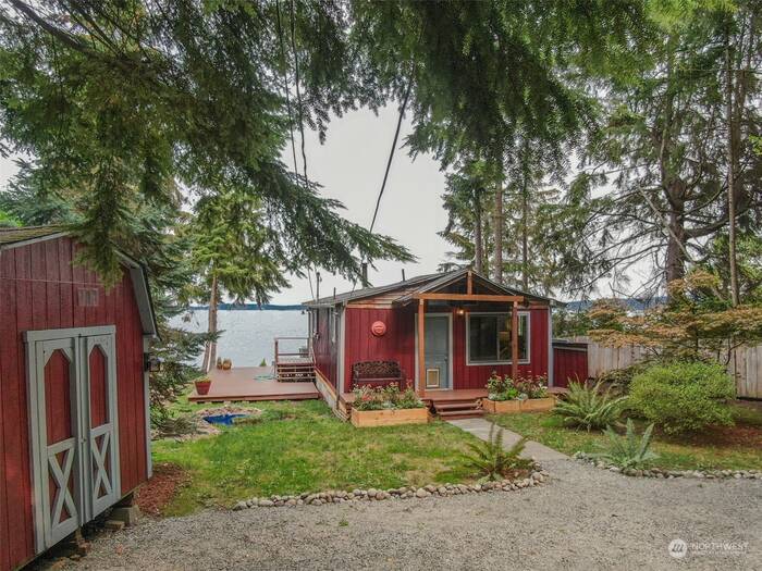 Lead image for 4904 SW Luana Lane Vashon